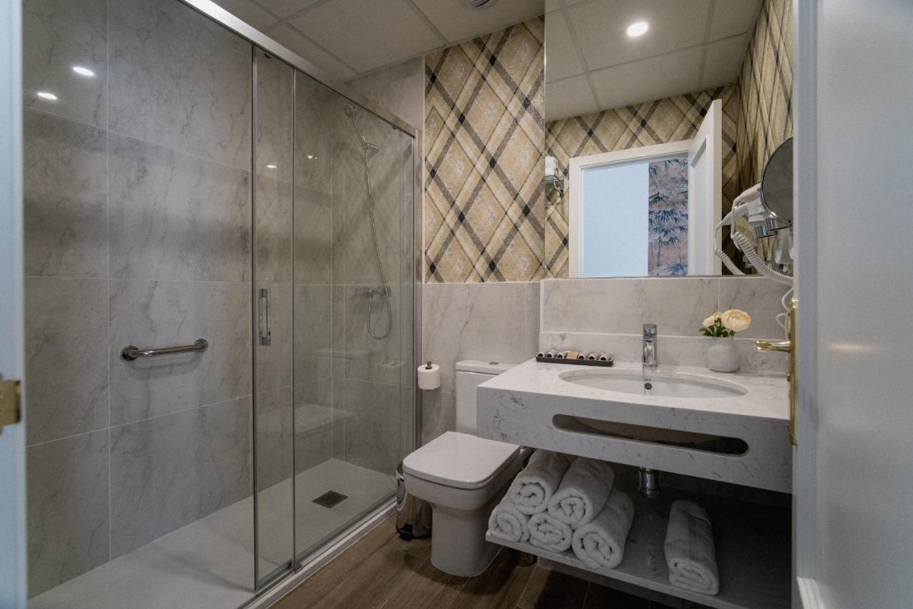 Apartamentos Abreu Suites Sevilla Eksteriør bilde