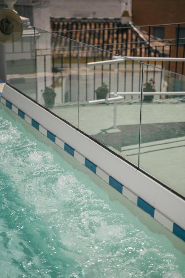 Apartamentos Abreu Suites Sevilla Eksteriør bilde