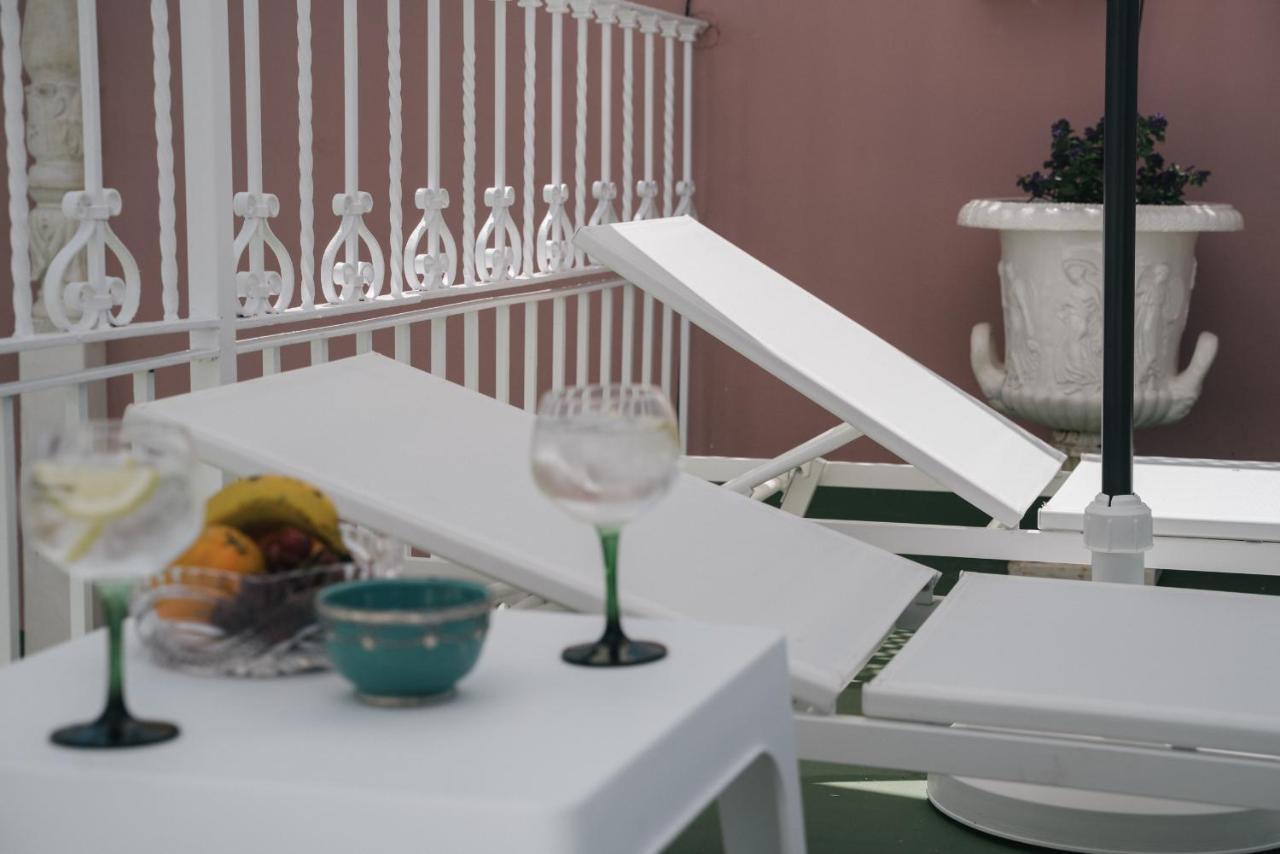 Apartamentos Abreu Suites Sevilla Eksteriør bilde