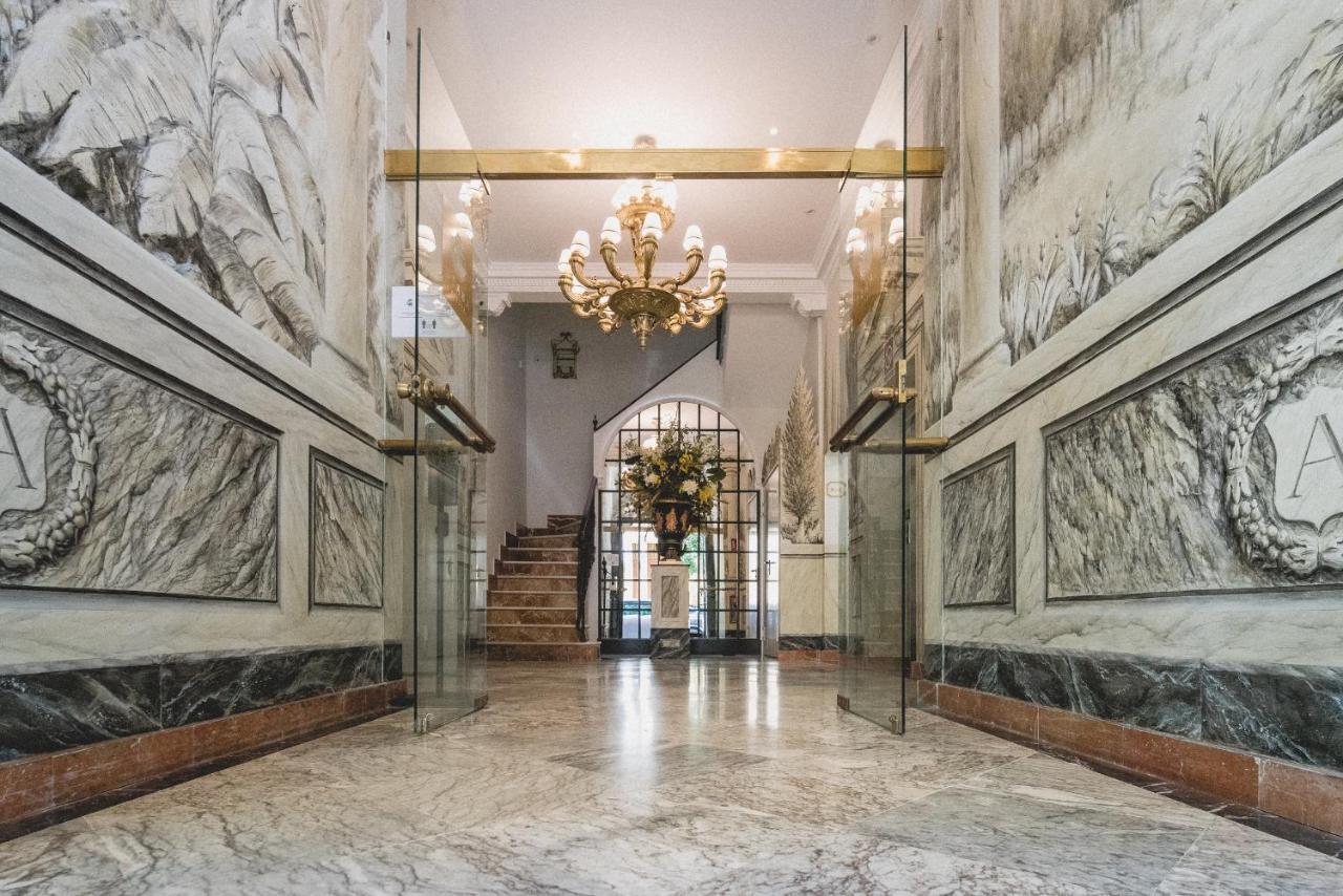 Apartamentos Abreu Suites Sevilla Eksteriør bilde